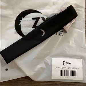 NWTB Zyia Black Light and Tight Headband